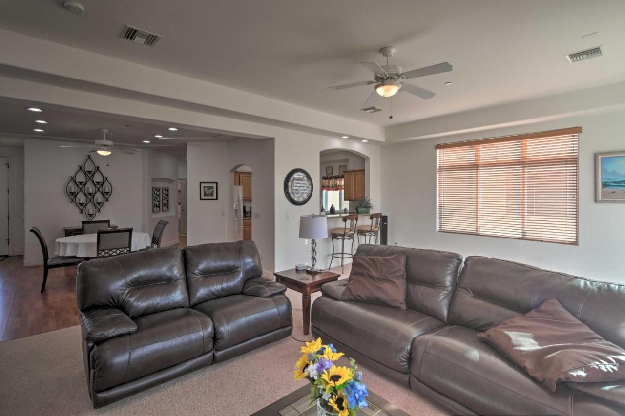 Desert Condo With Pool About 3 Miles To Colorado River! ブルヘッド・シティ エクステリア 写真