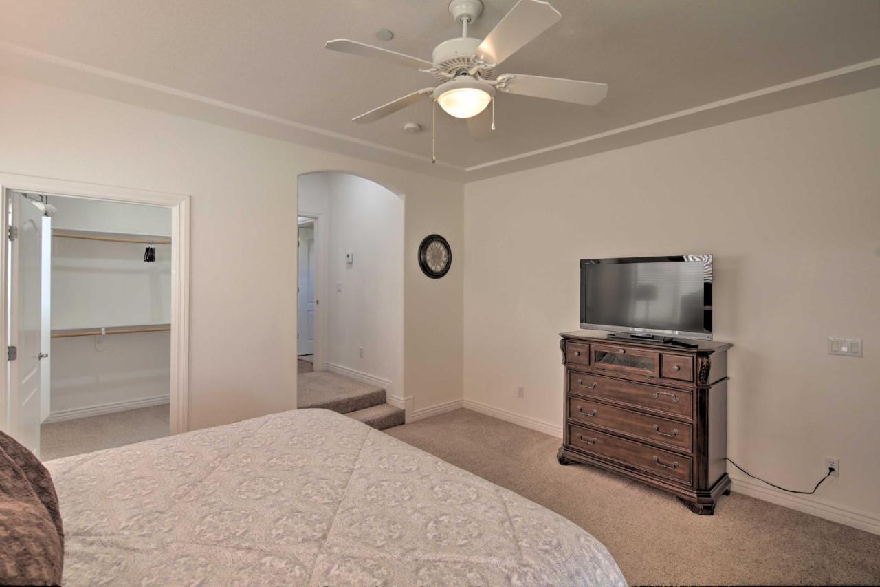Desert Condo With Pool About 3 Miles To Colorado River! ブルヘッド・シティ エクステリア 写真