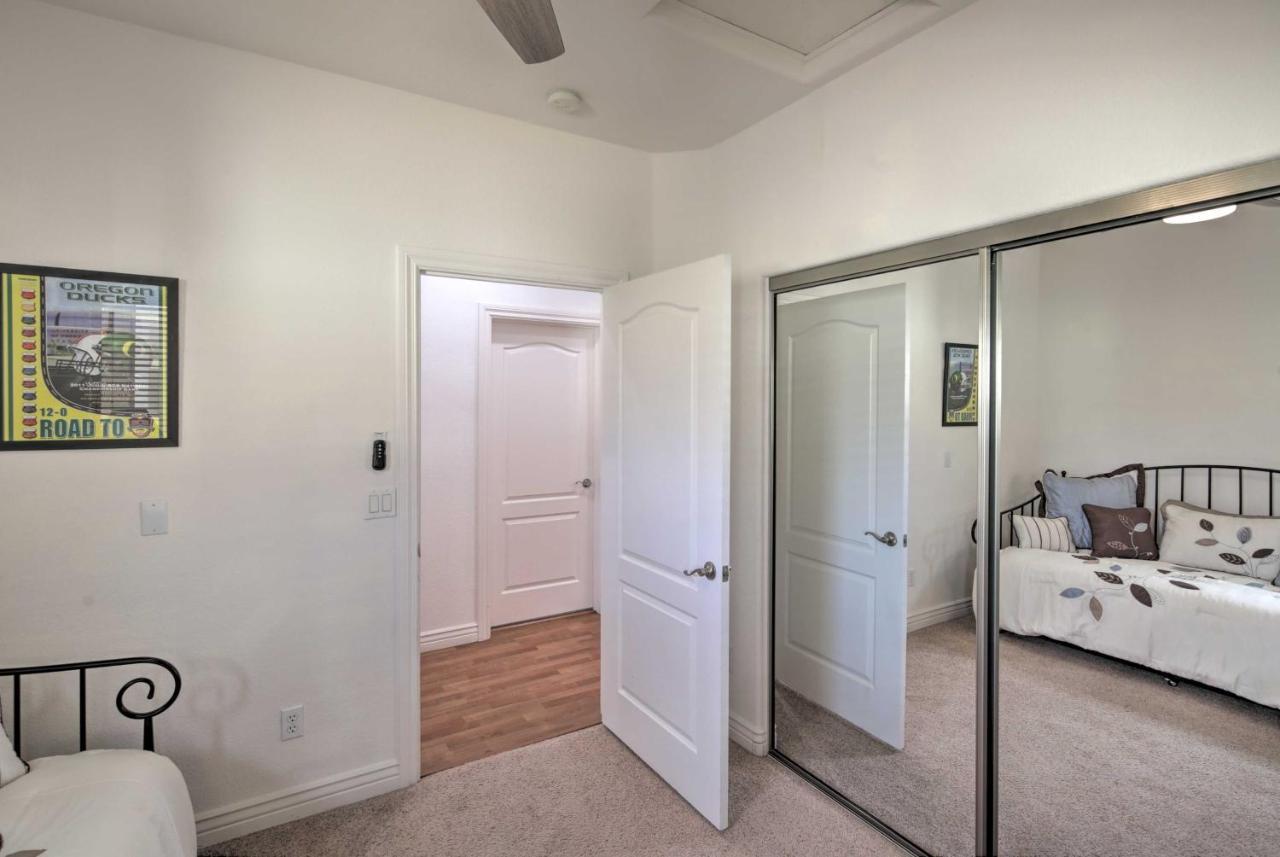 Desert Condo With Pool About 3 Miles To Colorado River! ブルヘッド・シティ エクステリア 写真